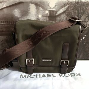 *SOLD* Michael Kors Mens Nylon Messenger Bag